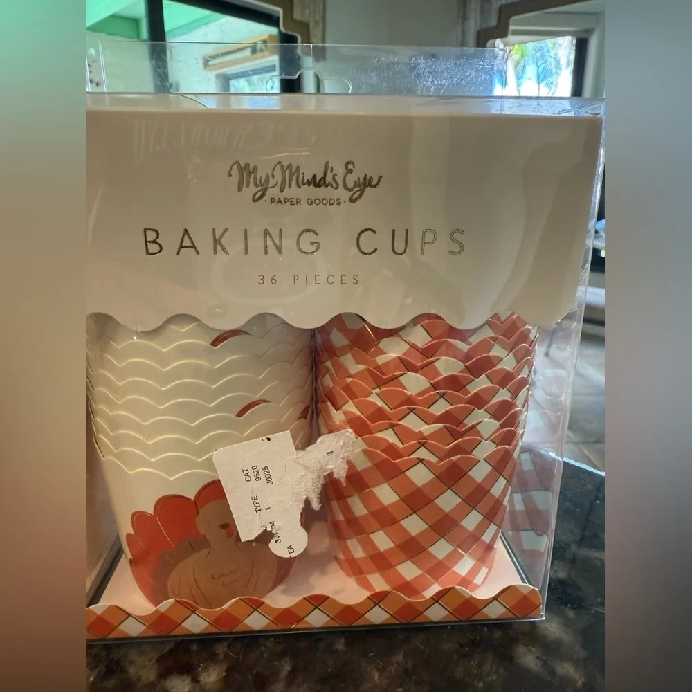Fall themed baking cups